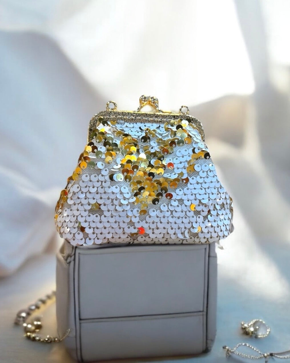 Golden white mini pocket