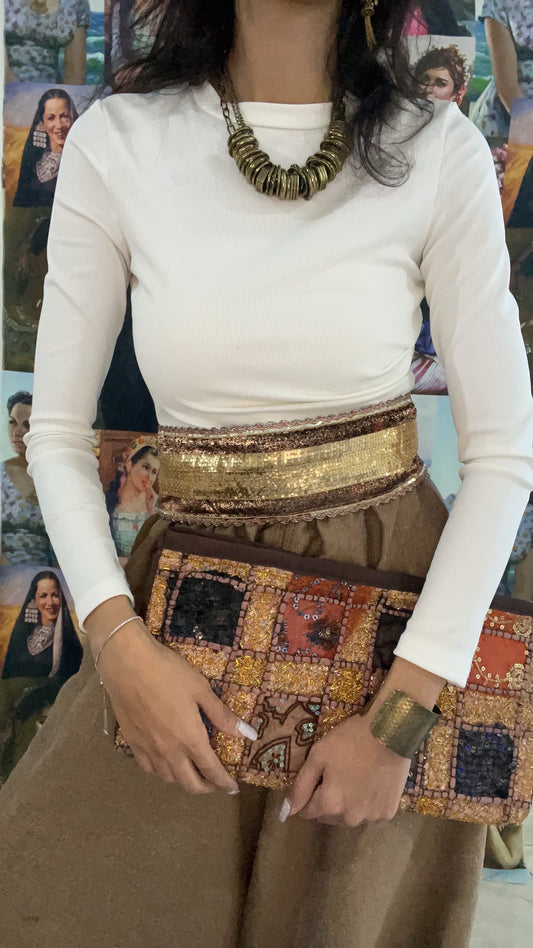 brown & gold belt