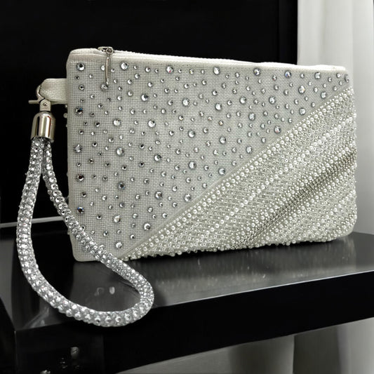White crystals clutch