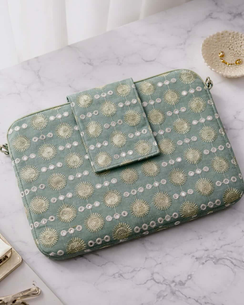 Mint laptop bag
