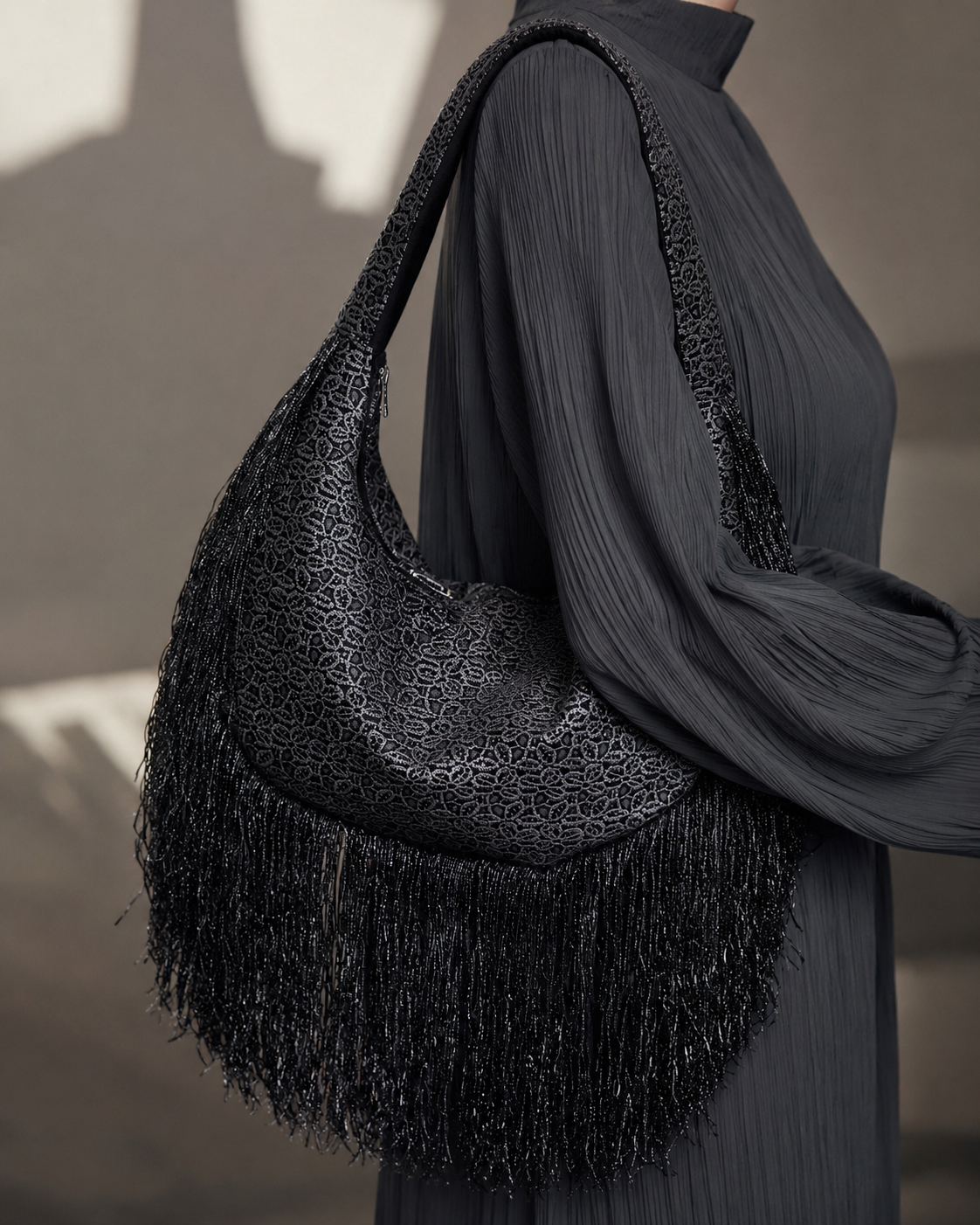 Fumee glittering tassels bag