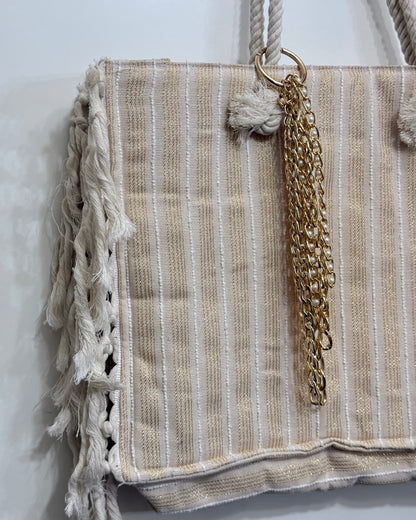Gold macrame fringes bag