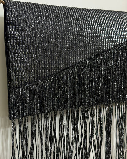 Fumee tassels clutch