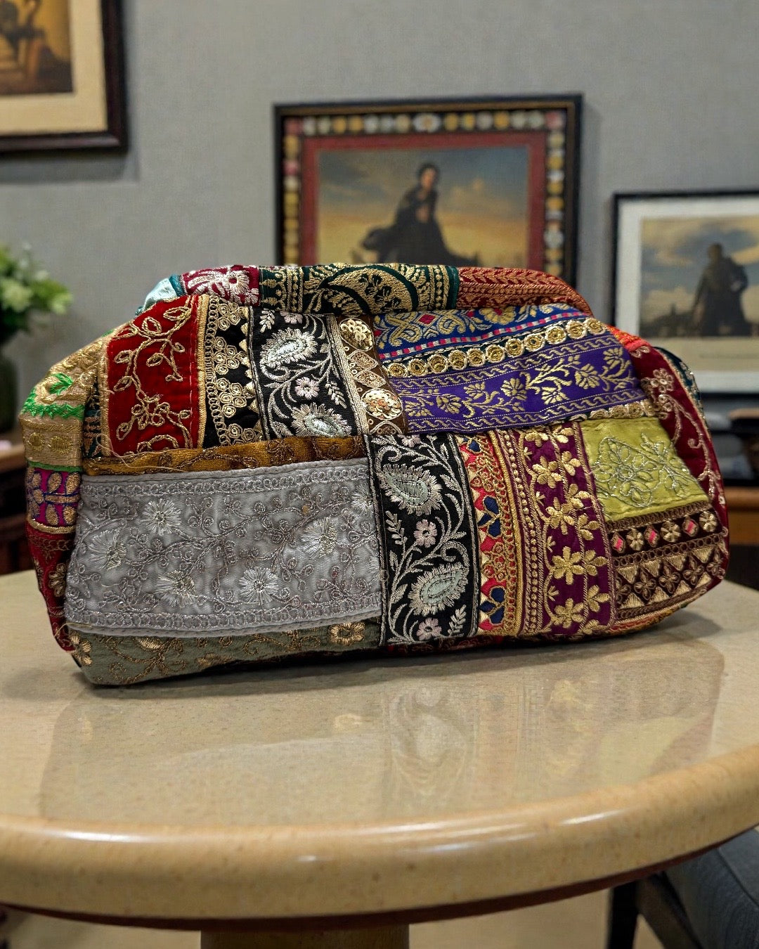 Indian style patches xlarge pouch (shade 1)