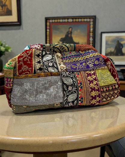 Indian style patches xlarge pouch (shade 1)