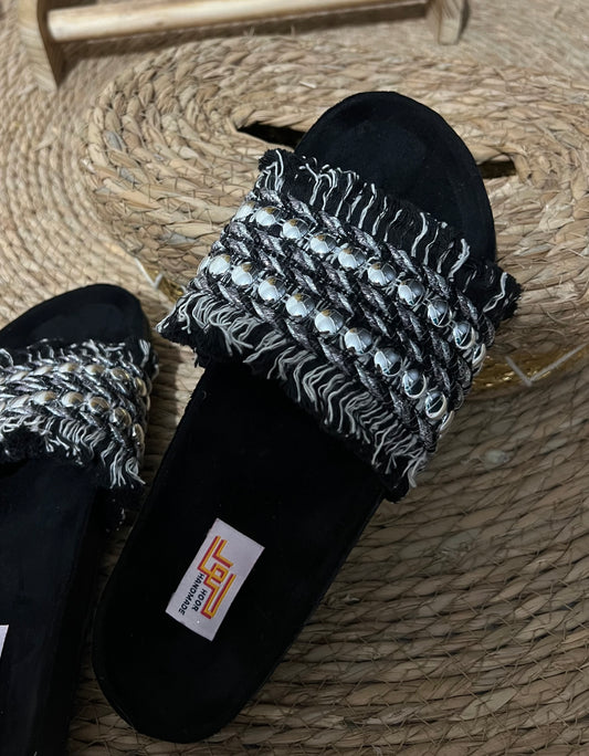 Black slipper