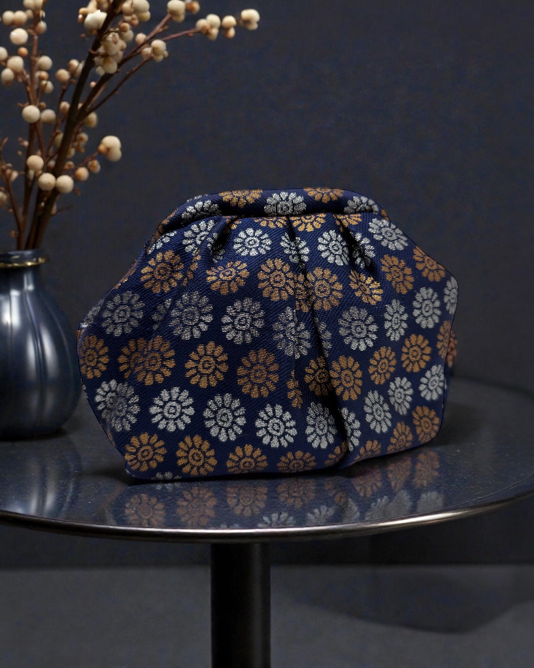 Dark flowers small pouch