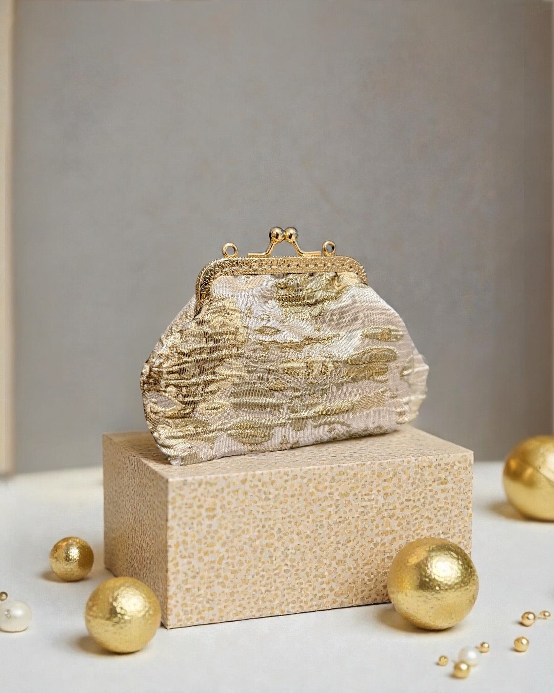 Golden army mini pocket