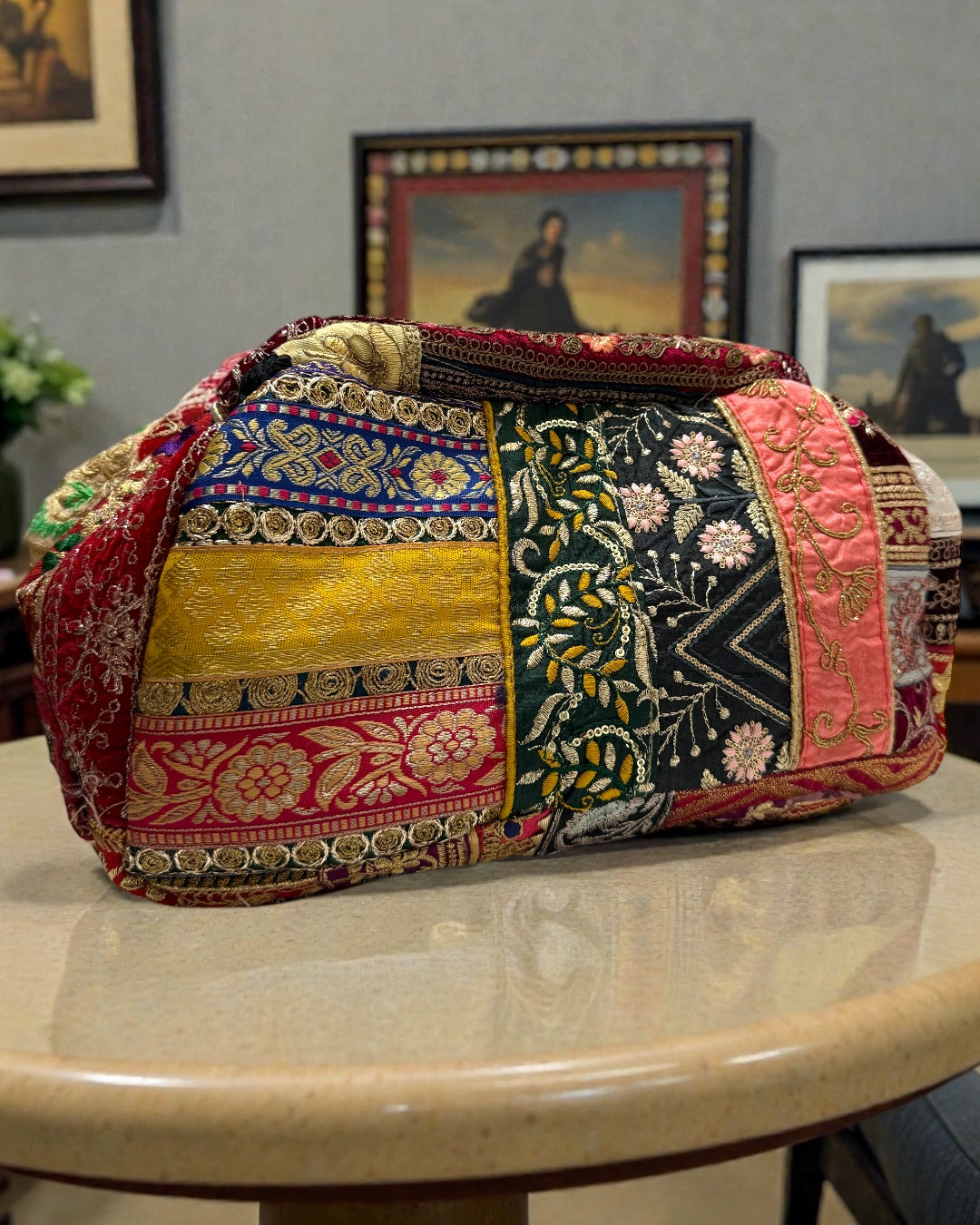 Indian style patches xlarge pouch (shade 2)