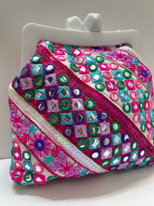 Magenta dream pouch