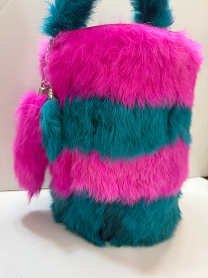 Shalaby solofan cylinder bag